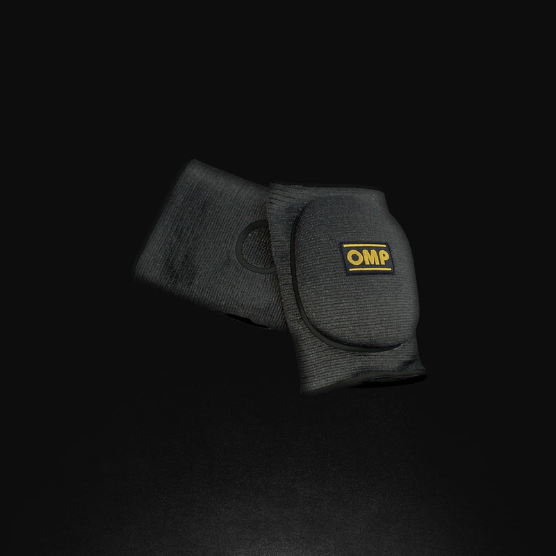 OMP PADDED ELBOW PADS BLACK (Old Part Number KK04006071)