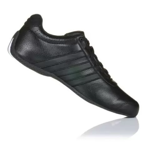 acoplador Horno Víctor adidas Trackstar XLT shoes black